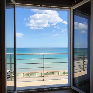 Couette-café Central Rooms, Lido di Noto